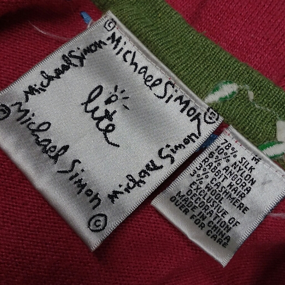 Nine & Company Lavender Long Sleeved T-shirt w/ Diagonal Ruffle Detail - L - Picture 15 of 16